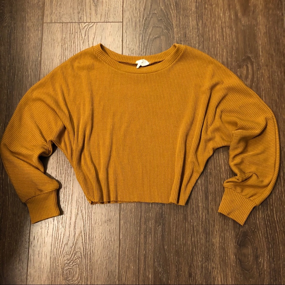 Cropped Mustard Yellow Sweater Top